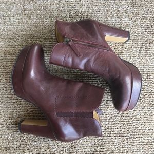 Nine West Shoes - Nine West Maroon Heeled Booties Nine West Shoes - Nine West Maroon Heeled Booties